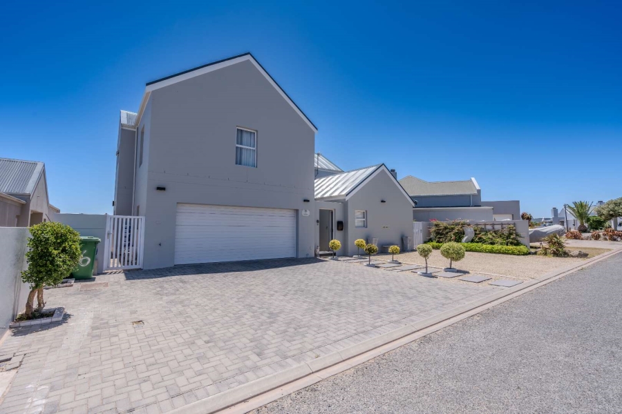 4 Bedroom Property for Sale in Laguna Sands Western Cape